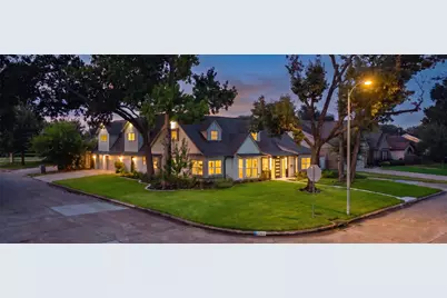 2302 Brooktree Drive, Houston, TX 77008 - Photo 1