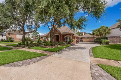 1013 Azalea Pointe, League City, TX 77573 - Photo 4