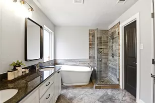 8226 Mandalay Bay Dr, Baytown, TX 77523 - Photo 22