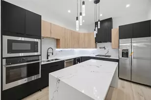 4212 New Orleans St, Houston, TX 77020 - Photo 2