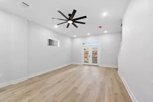 9735 Pelsey St, Houston, TX 77029 - Photo 14