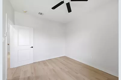 9735 Pelsey Street, Houston, TX 77029 - Photo 28