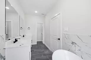 9735 Pelsey St, Houston, TX 77029 - Photo 22