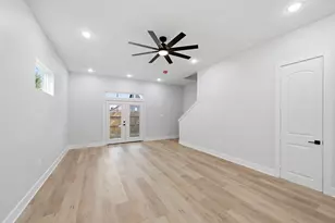 9735 Pelsey St, Houston, TX 77029 - Photo 12