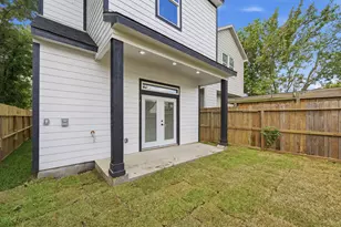 9735 Pelsey St, Houston, TX 77029 - Photo 30