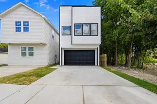 9735 Pelsey St, Houston, TX 77029 - Photo 1