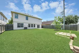 9506 Lasbury Dr, Houston, TX 77083 - Photo 40