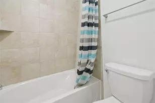 2111 Levant Ln, Baytown, TX 77523 - Photo 6