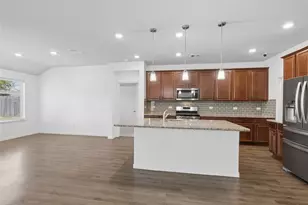 2111 Levant Ln, Baytown, TX 77523 - Photo 12