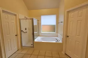 1103 Courtside Dr, League City, TX 77573 - Photo 10