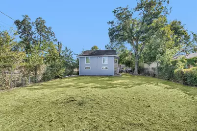 1224 Neyland Street, Houston, TX 77022 - Photo 22
