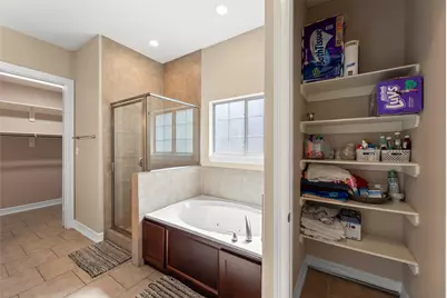 3910 Melbourne Street, Houston, TX 77026 - Photo 18