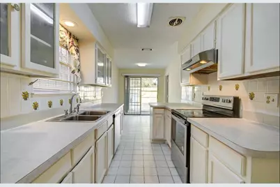 6115 Briar Glade Drive, Houston, TX 77072 - Photo 16