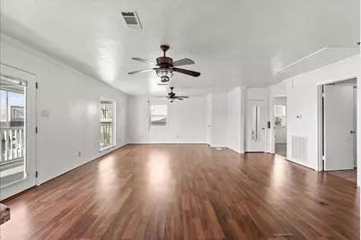 1172 Sailfish Street, Hitchcock, TX 77563 - Photo 8