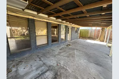 9867 Sageroyal Lane, Houston, TX 77089 - Photo 14