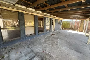 9867 Sageroyal Ln, Houston, TX 77089 - Photo 14