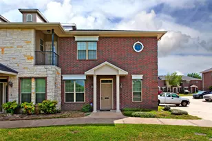 130 Forest Dr, College Station, TX 77840 - Photo 2