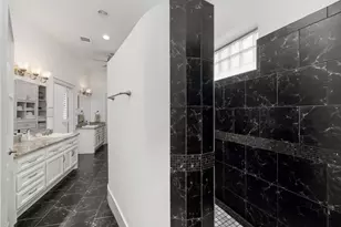 1210 Parkerhaven Ct, Houston, TX 77008 - Photo 36