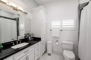 1210 Parkerhaven Ct, Houston, TX 77008 - Photo 30