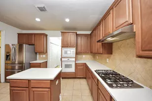 14103 Imperial Wood Ln, Rosharon, TX 77583 - Photo 10