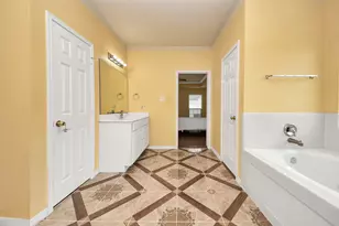 14103 Imperial Wood Ln, Rosharon, TX 77583 - Photo 18