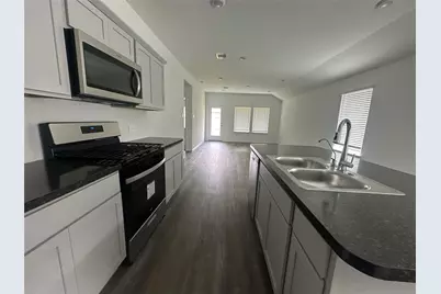 6059 Diamond Vista Dr, Houston, TX 77373 - Photo 2