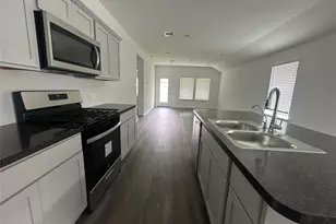 6059 Diamond Vista Dr, Houston, TX 77373 - Photo 2