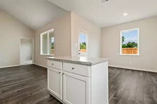 345 Fastboy Ln, Waller, TX 77484 - Photo 10