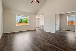 345 Fastboy Ln, Waller, TX 77484 - Photo 2