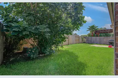 13312 Highland Lake Lane, Pearland, TX 77584 - Photo 26