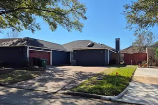 1330 Beaujolais Ln, Houston, TX 77077 - Photo 2