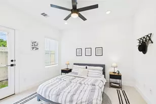 2712 Jensen Creek Ln, Houston, TX 77026 - Photo 6