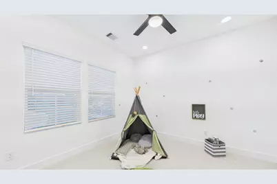 2712 Jensen Creek Lane, Houston, TX 77026 - Photo 30