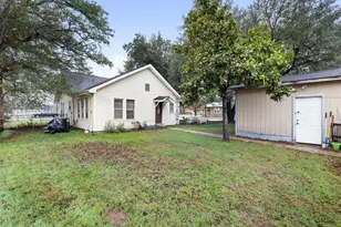 1301 Cedar St, Hearne, TX 77859 - Photo 28