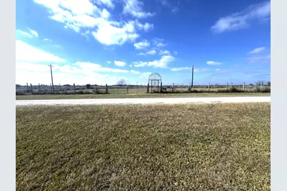 303 Pinafore Court, Palacios, TX 77465 - Photo 6