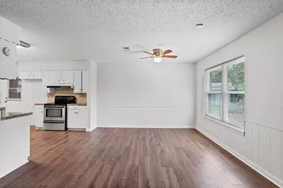 1717 Jones Street, Alvin, TX 77511 - Photo 8