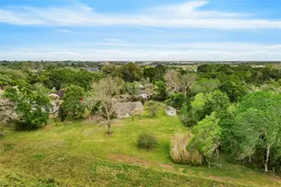 1717 Jones St, Alvin, TX 77511 - Photo 26