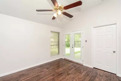 203 Cool Cove, Montgomery, TX 77356 - Photo 18