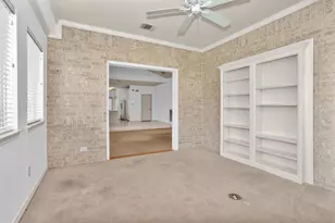 106 Fairway View Ct, Conroe, TX 77356 - Photo 18