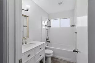 2747 Colony Dr, Sugar Land, TX 77479 - Photo 12