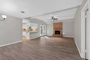 2747 Colony Dr, Sugar Land, TX 77479 - Photo 6