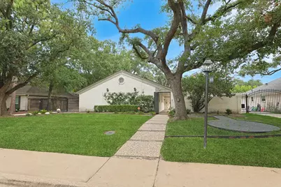 10118 Chevy Chase Drive, Houston, TX 77042 - Photo 1