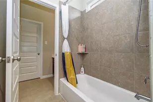 66 Zenith Ln, Sugar Land, TX 77498 - Photo 40