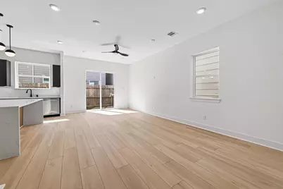 967 Highland Light Lane, Houston, TX 77091 - Photo 4
