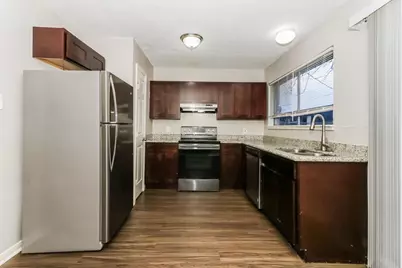 7218 Wren Circle, Texas City, TX 77591 - Photo 6