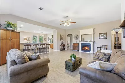105 Jessica Drive, Dayton, TX 77535 - Photo 4