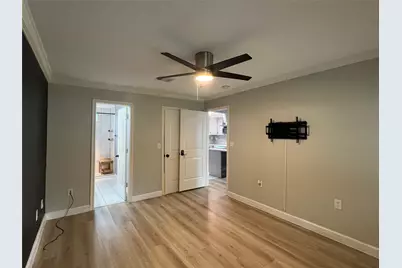 4833 Van Fleet Street, Houston, TX 77033 - Photo 8