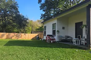 2118 2nd Ave N, Texas City, TX 77590 - Photo 24