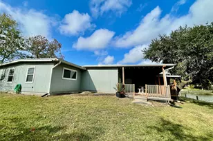 2211 Bonita Way, Baytown, TX 77520 - Photo 4
