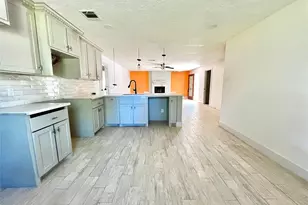 3012 Terry Ln, Baytown, TX 77521 - Photo 6